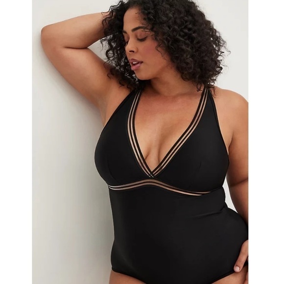 torrid Other - Torrid SHADOW STRIPE INSET WIRELESS SWIMSUIT